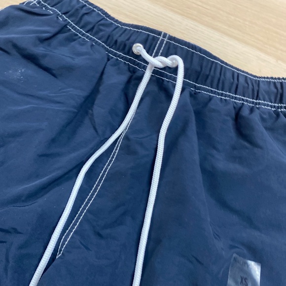 Nautica Mens 8" Deck Trunks Size XS Navy Shorts - Picture 3 of 7